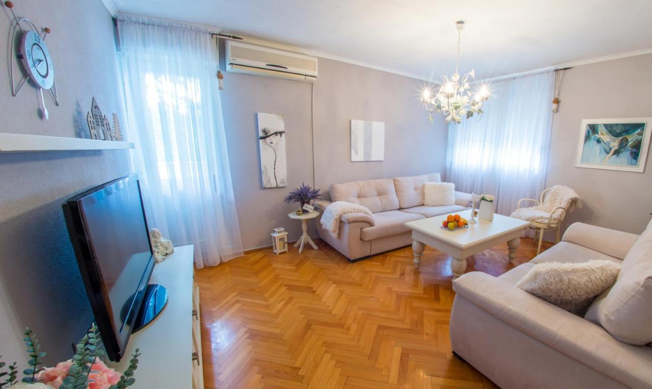 Luxe Living In 모스타르 외부 사진